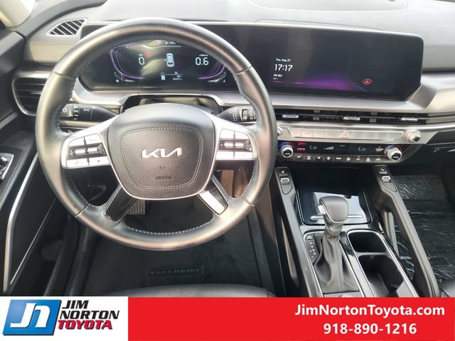 Used 2025 Kia Telluride S FWD image 26