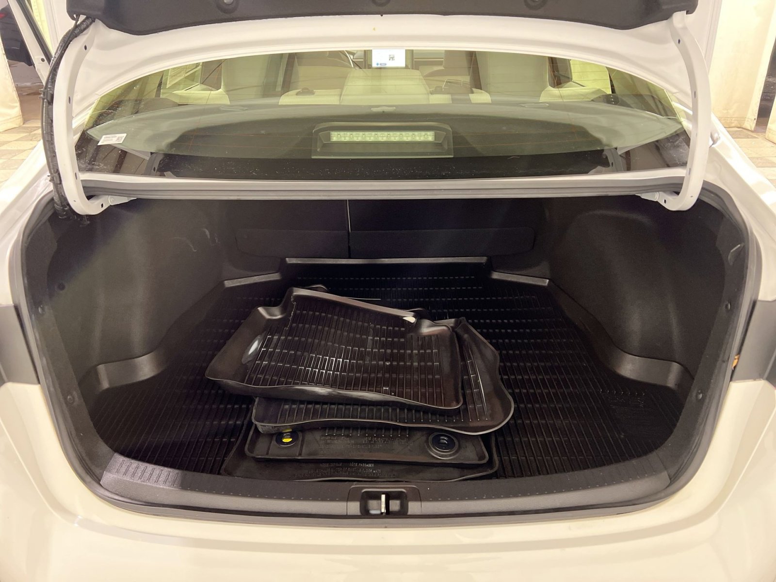 Used 2023 Toyota Corolla LE image 25