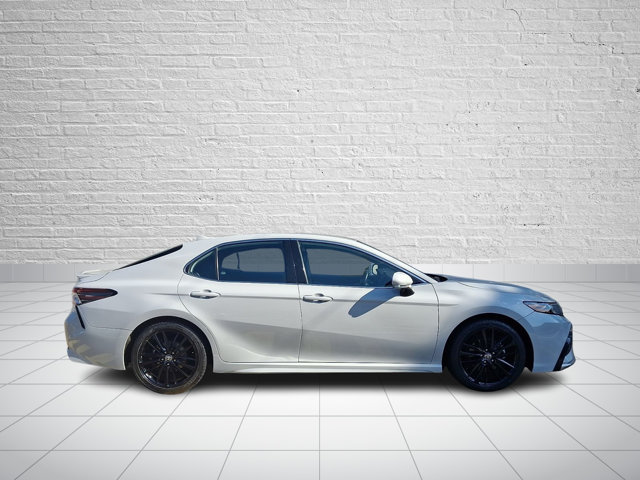 Used 2024 Toyota Camry XSE FWD image 7