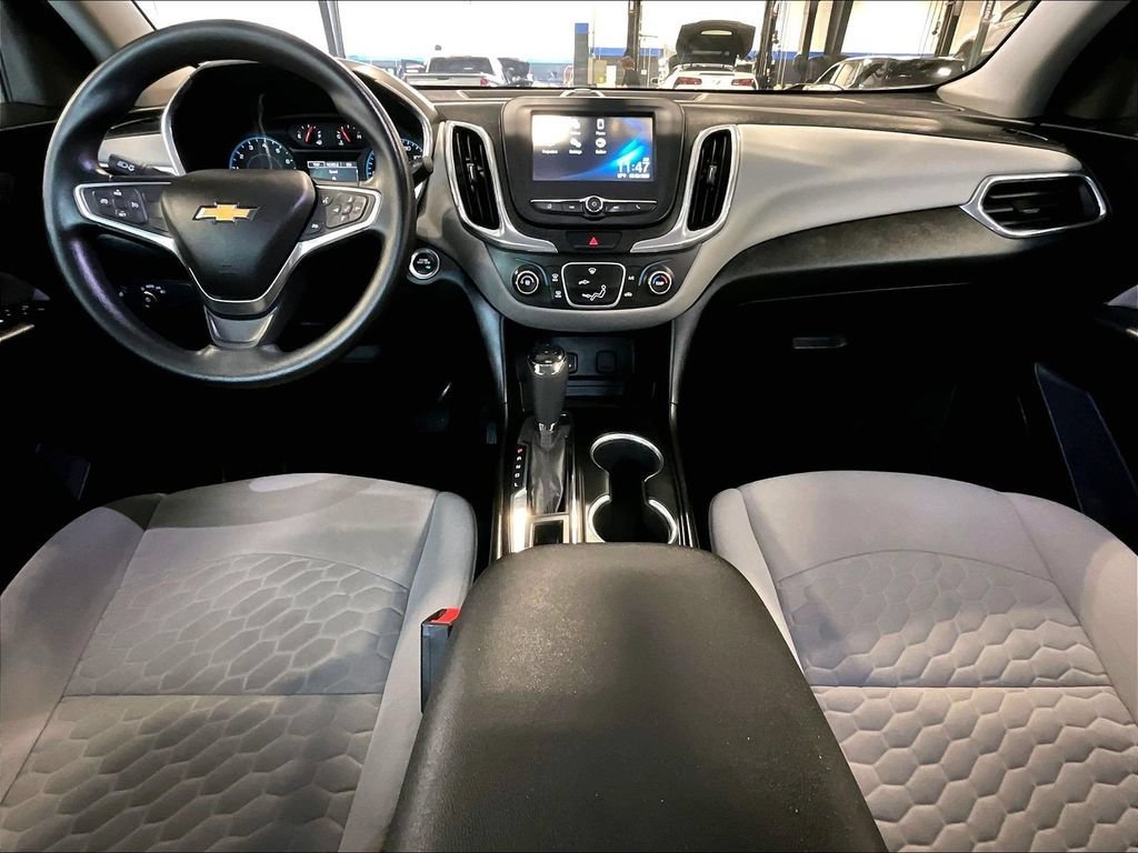 Used 2018 Chevrolet Equinox LS AWD/4WD image 22