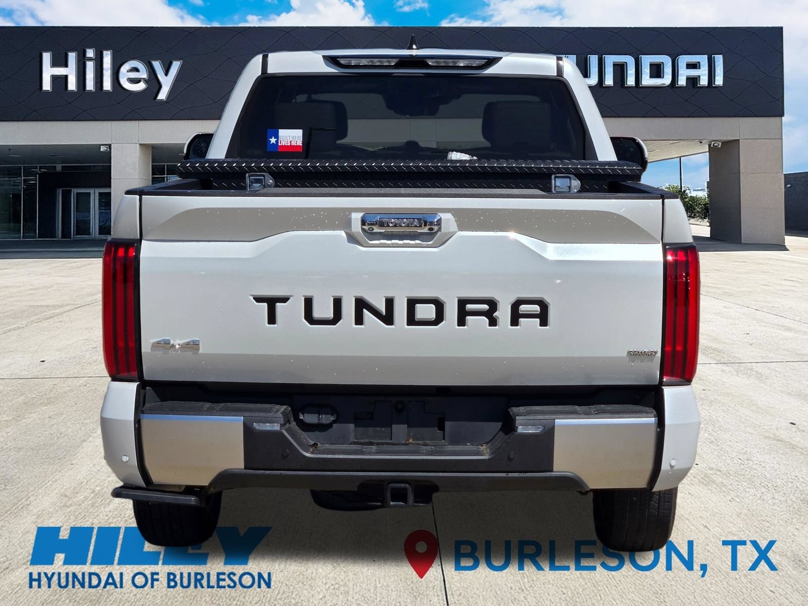 Used 2024 Toyota Tundra Limited w/ Power Package AWD/4WD image 6