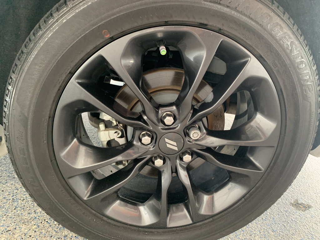 Used 2023 Dodge Durango R/T w/ Blacktop Package RWD image 33