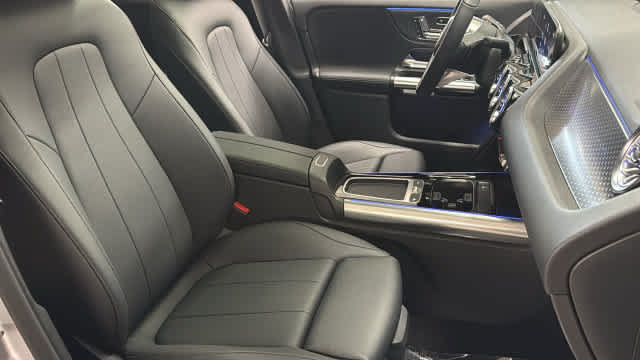 Certified 2026 Mercedes-Benz GLA 250 4MATIC image 37