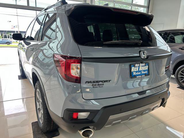 Certified 2023 Honda Passport TrailSport image 9