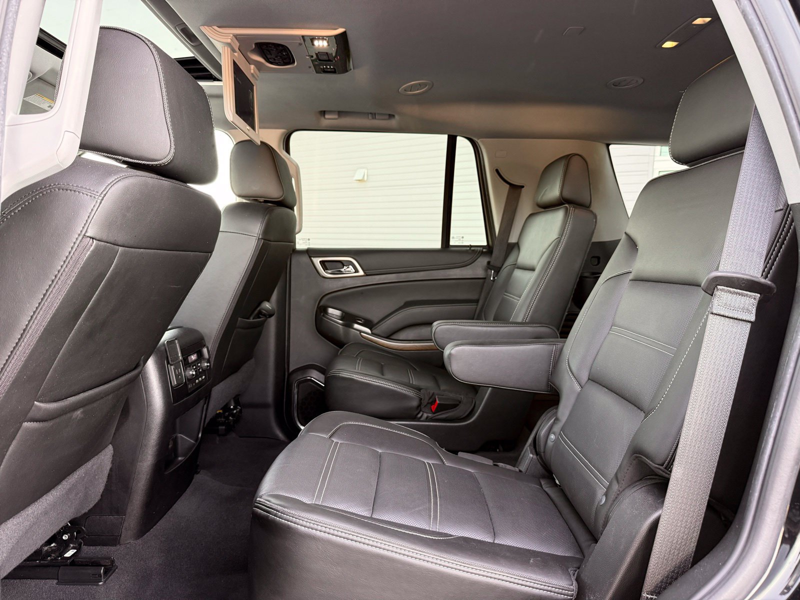 Used 2020 GMC Yukon Denali w/ Denali Ultimate Package AWD/4WD image 20