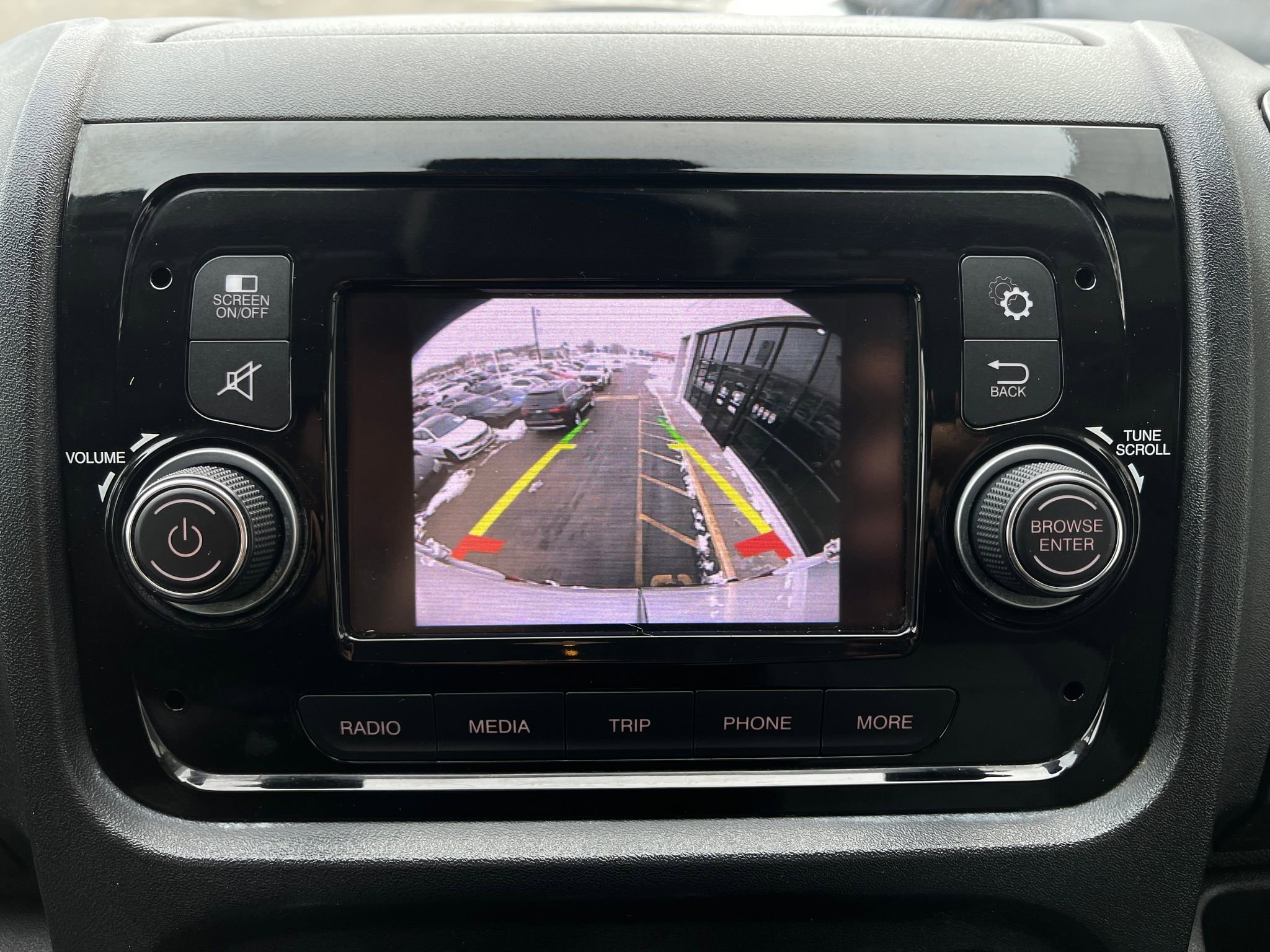 Used 2020 RAM ProMaster 2500 w/ Interior Convenience Group image 9