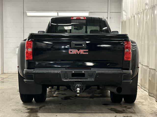 Used 2019 GMC Sierra 3500 Denali image 4