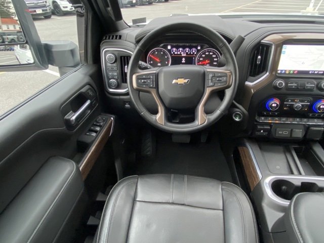 Used 2023 Chevrolet Silverado 2500 High Country w/ Z71 Off-Road Package image 29