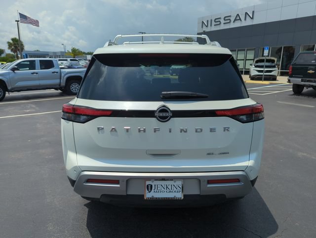 Certified 2023 Nissan Pathfinder SL AWD/4WD image 7