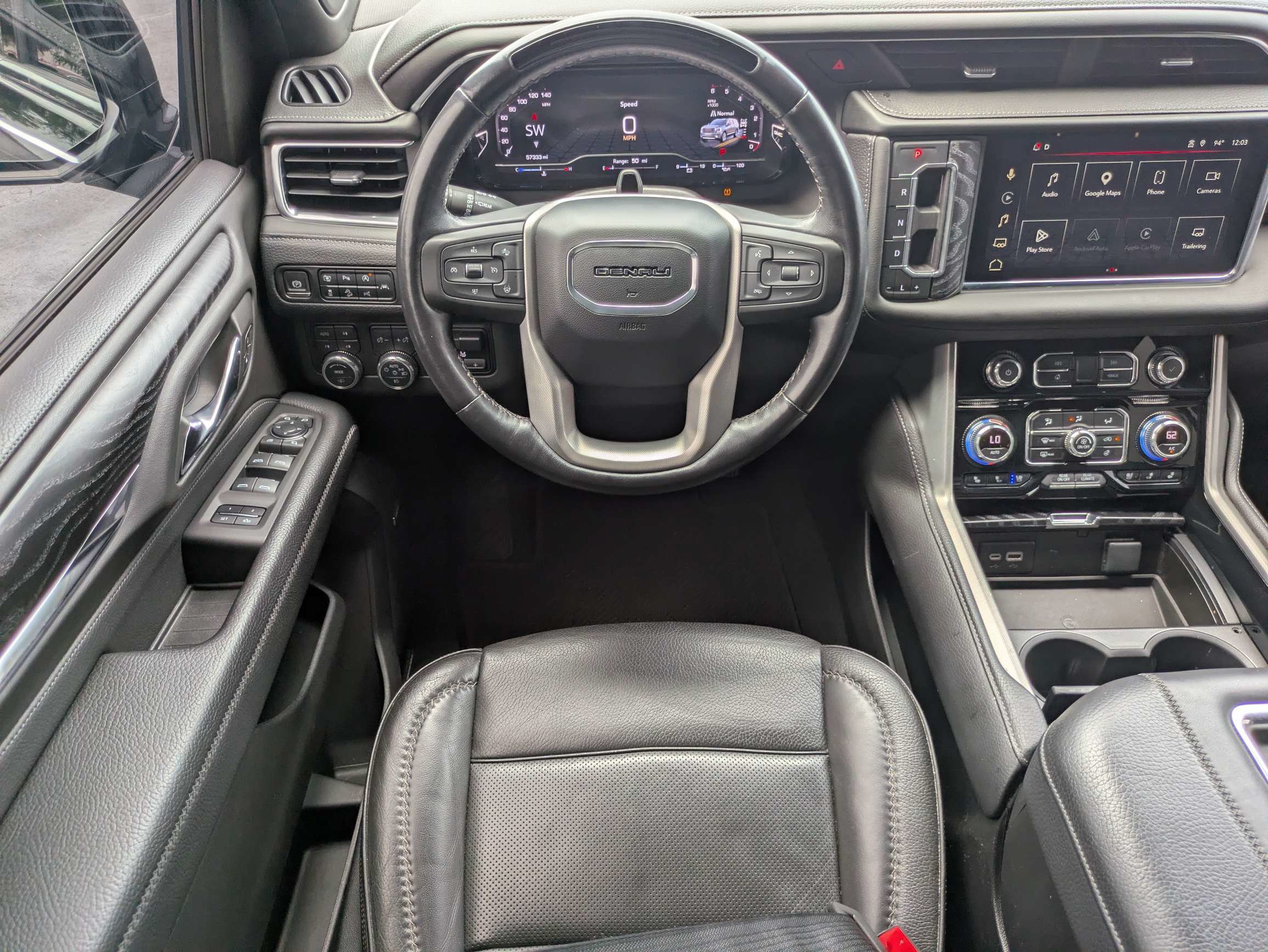 Used 2023 GMC Yukon Denali w/ Denali Reserve Package AWD/4WD image 4