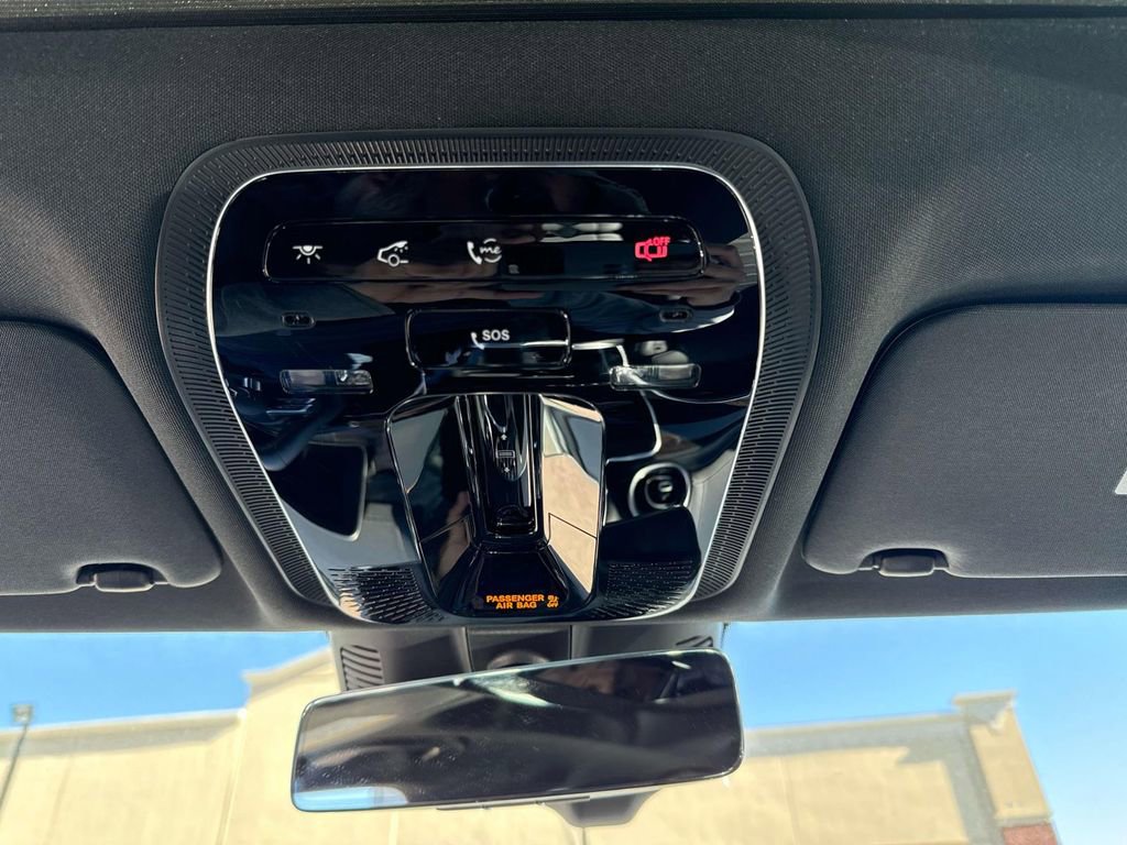 Used 2024 Mercedes-Benz C 300 Sedan image 27