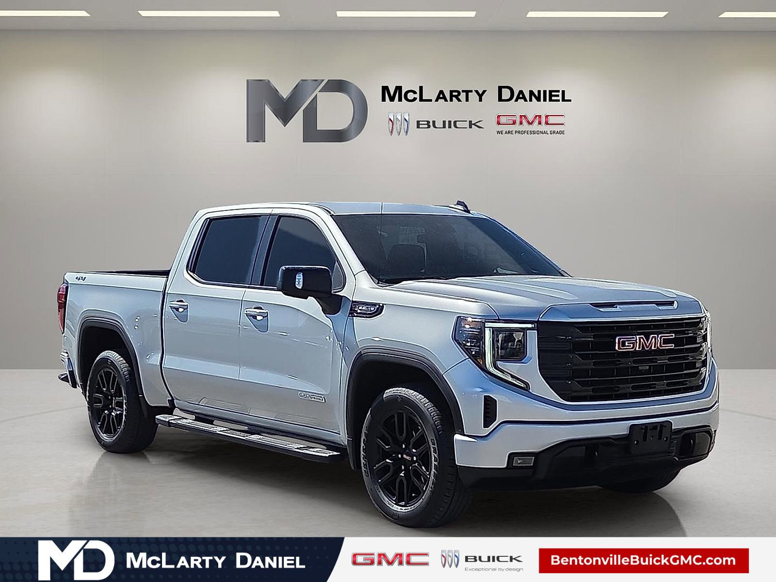 Certified 2022 GMC Sierra 1500 Elevation w/ Elevation Premium Package image 1