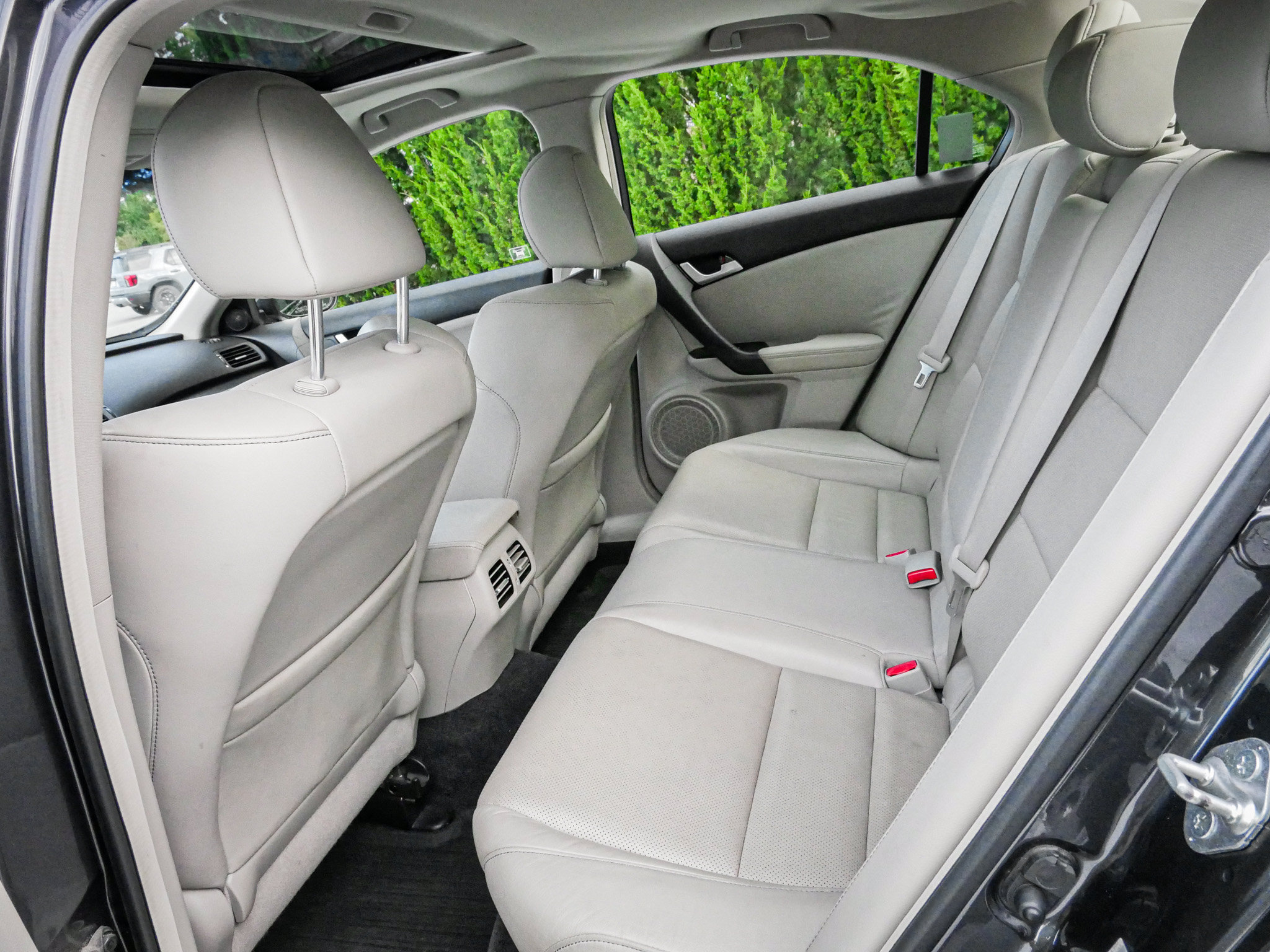 Used 2013 Acura TSX Sedan FWD image 8