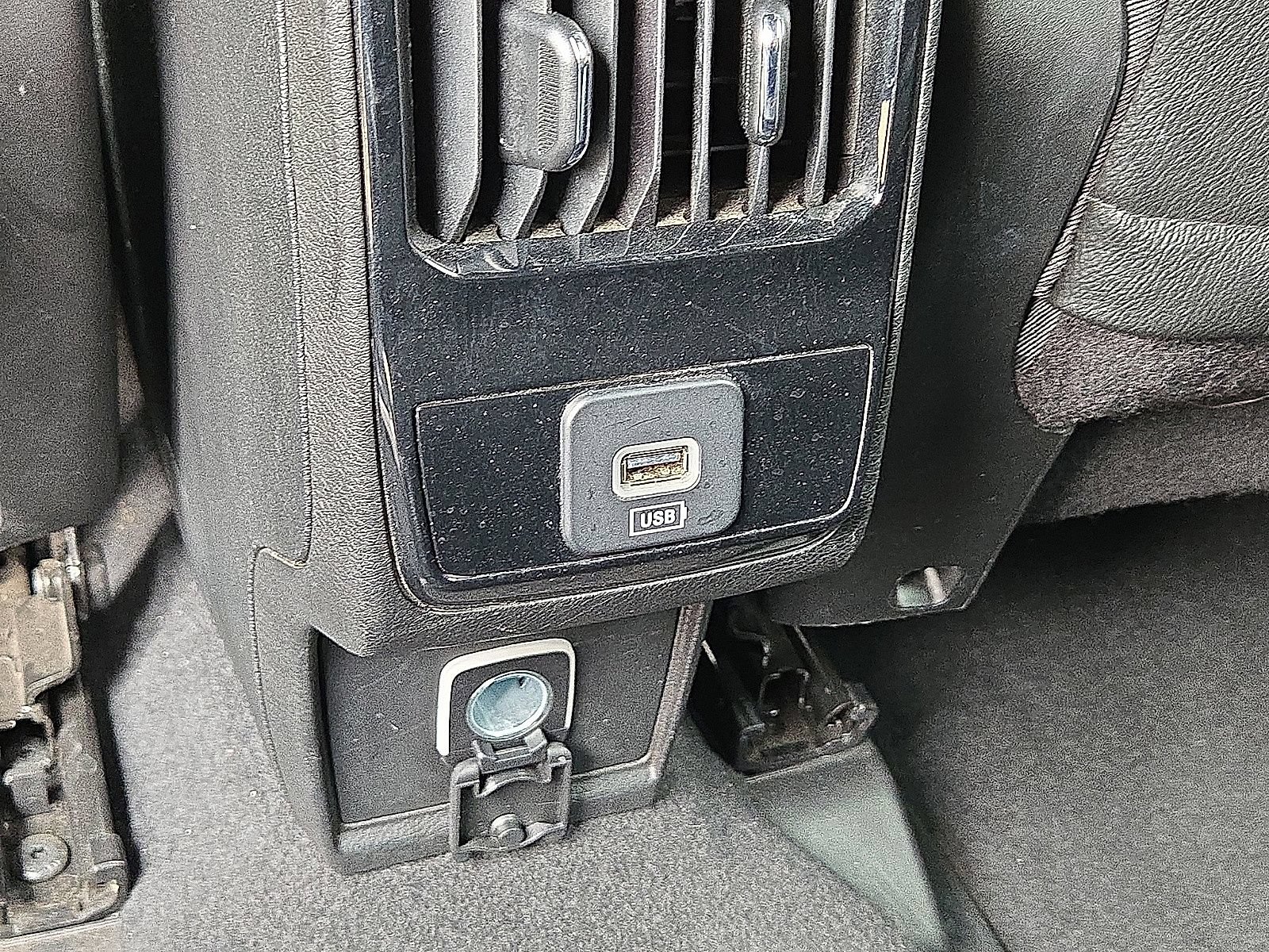 Used 2025 Jeep Compass Limited AWD/4WD image 16