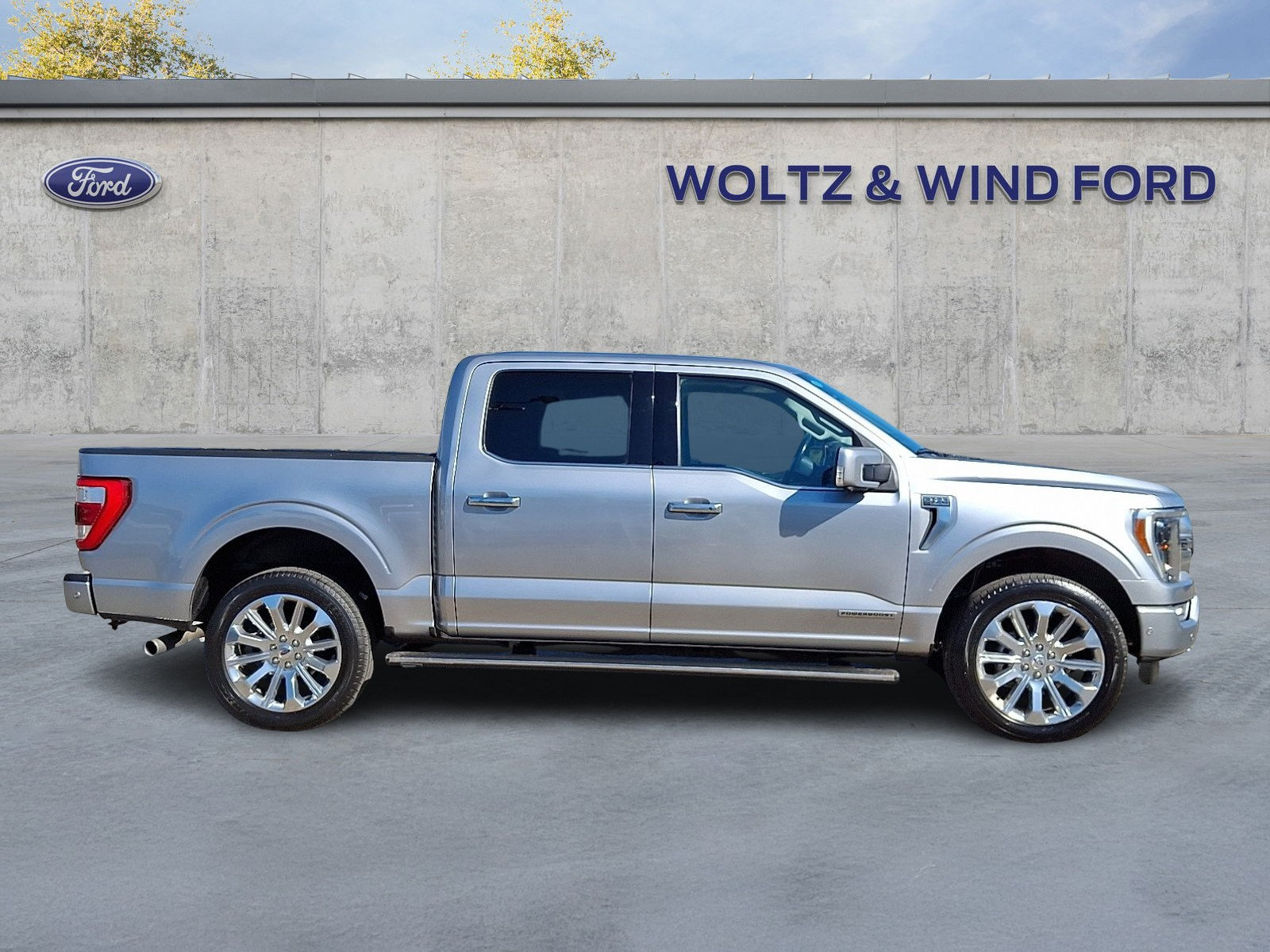 Used 2023 Ford F150 Limited AWD/4WD image 7