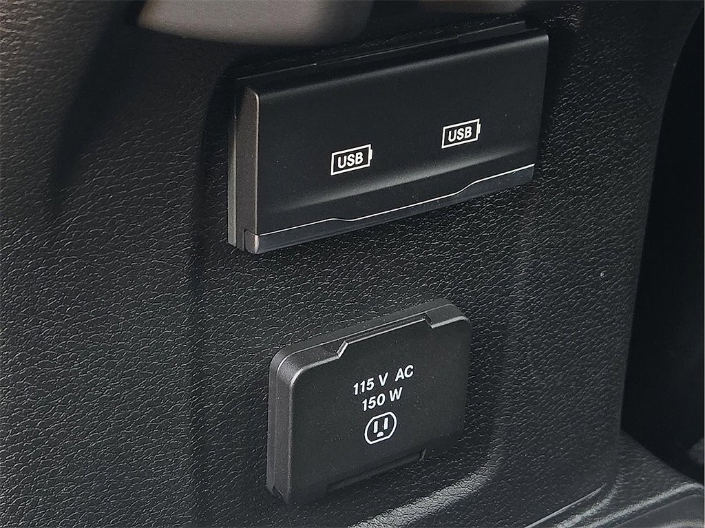 New 2025 Jeep Wrangler Unlimited Rubicon w/ XTREMEE 35" Tire Package image 8