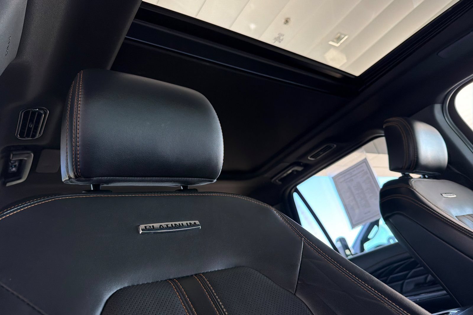 Used 2023 Ford Expedition Max Platinum AWD/4WD image 20