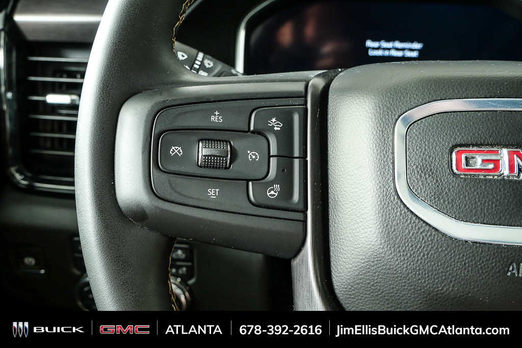 Used 2025 GMC Sierra 2500 AT4 w/ AT4 Premium Plus Package AWD/4WD image 11