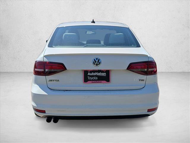 Used 2016 Volkswagen Jetta Sport FWD image 7