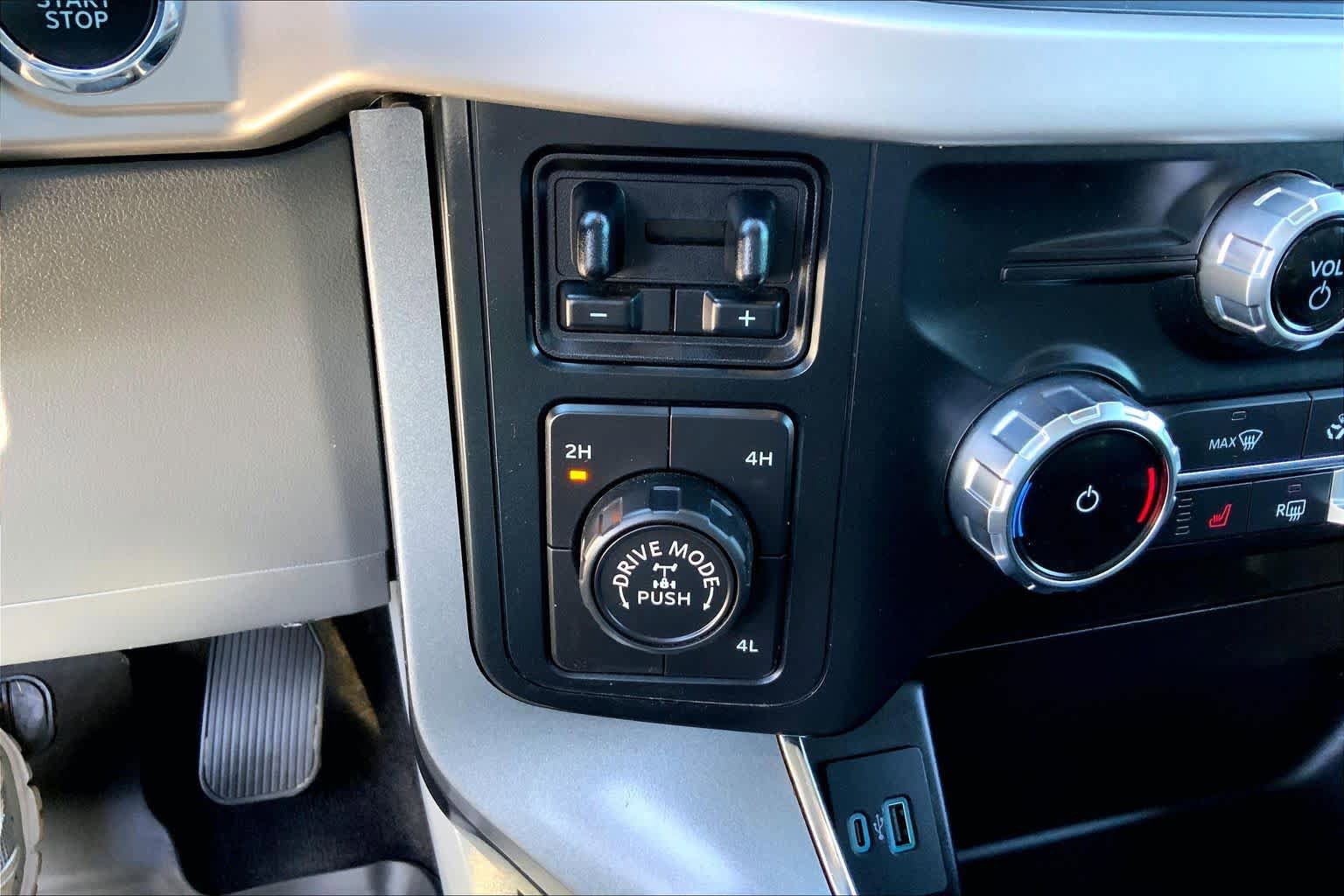 Used 2022 Ford F150 XLT w/ Equipment Group 302A High AWD/4WD image 30