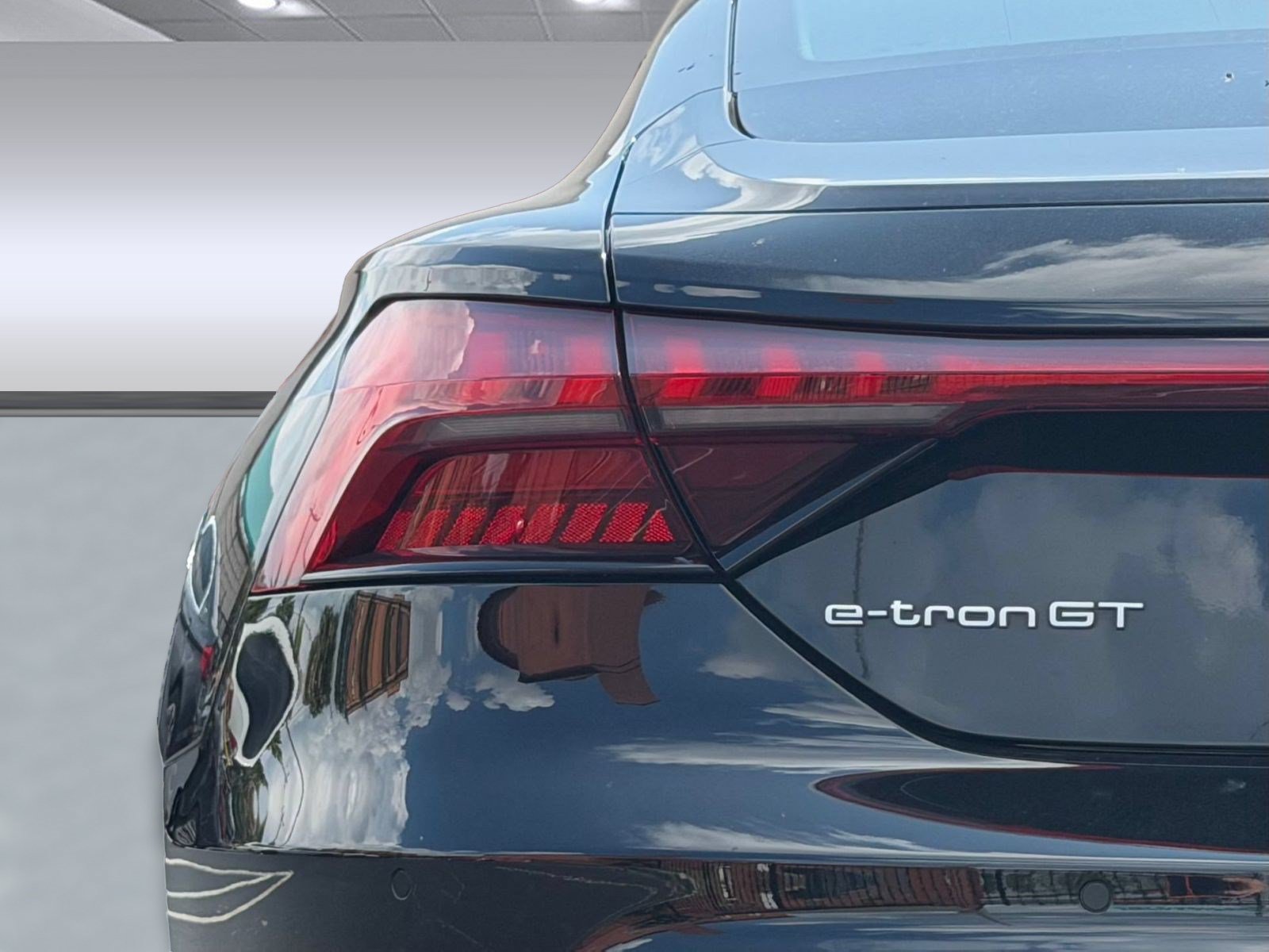 Certified 2023 Audi e-tron GT Premium Plus AWD/4WD image 30