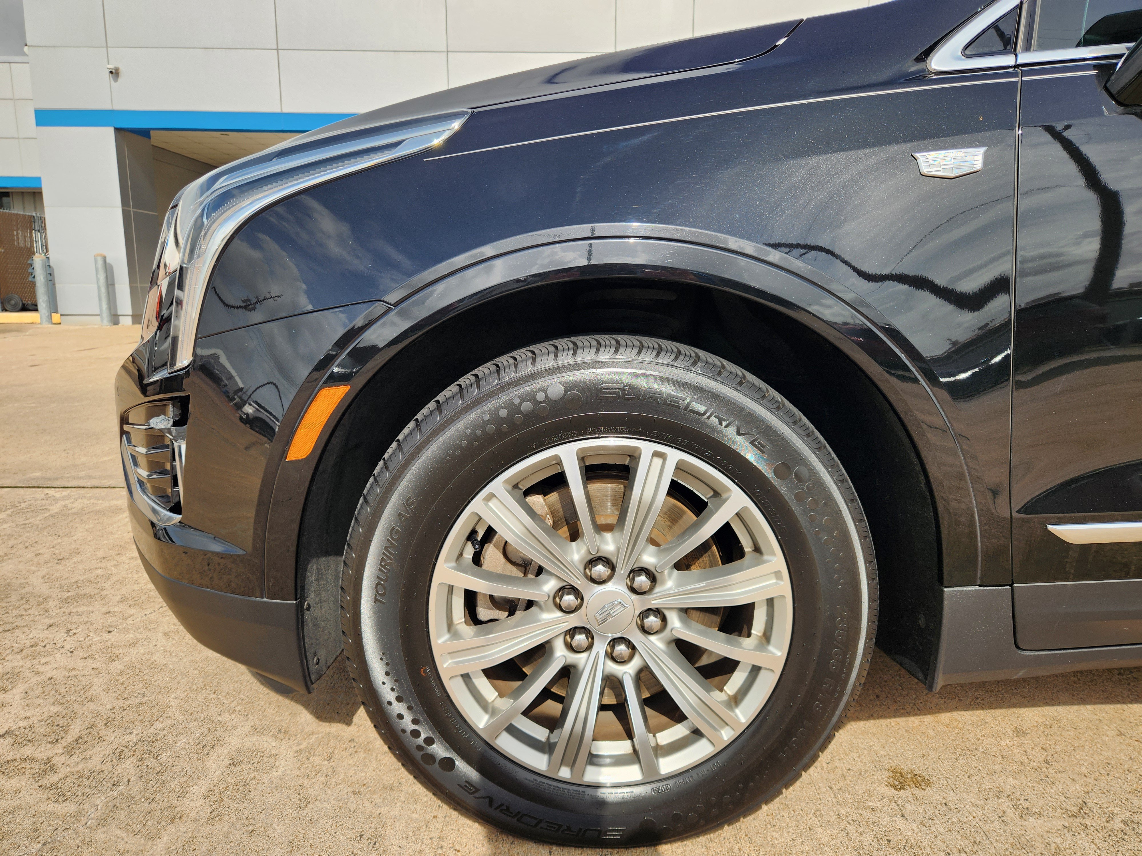 Used 2019 Cadillac XT5 Luxury FWD image 9