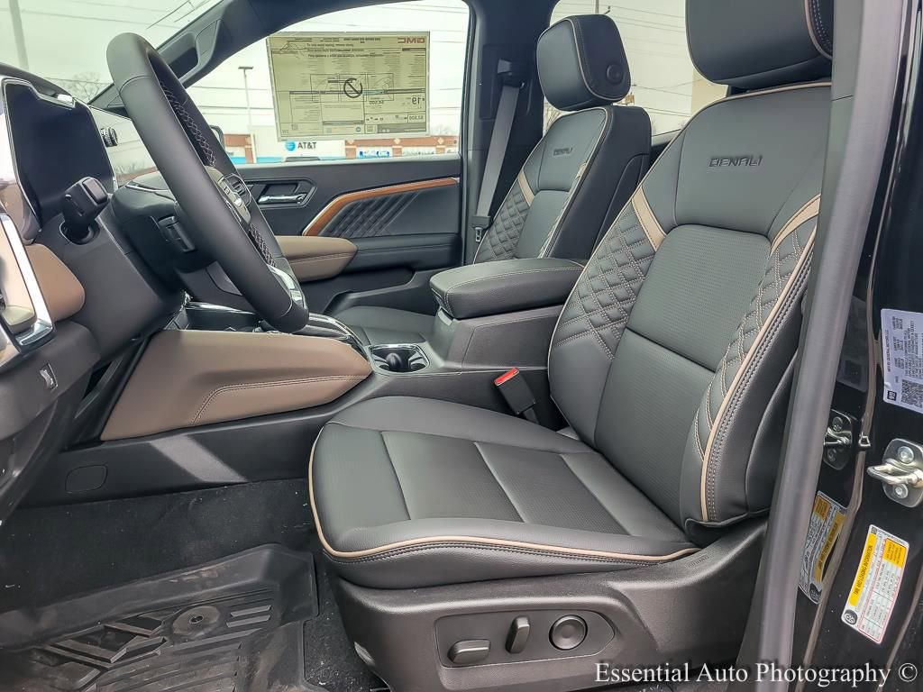 New 2026 GMC Canyon Denali w/ LPO, Denali Black Edition image 9