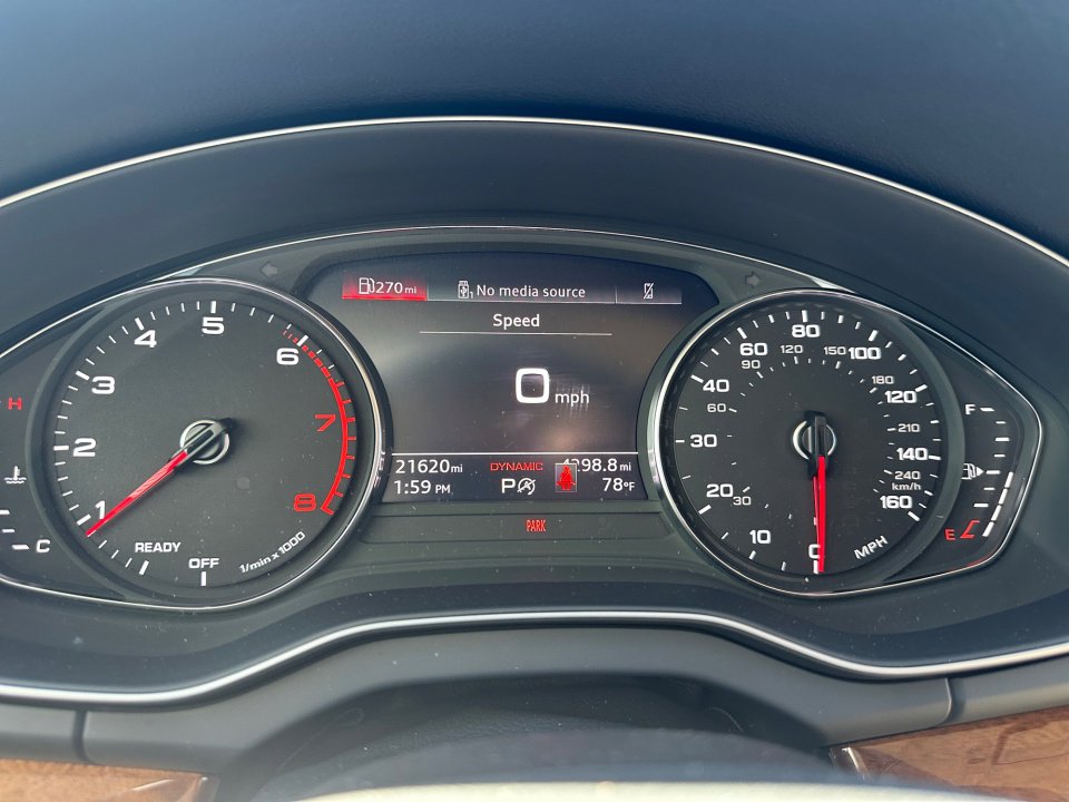 Used 2025 Audi Q5 2.0T Premium image 14