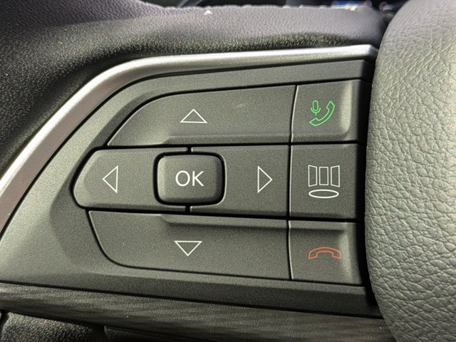 New 2025 Jeep Grand Cherokee L Laredo image 21