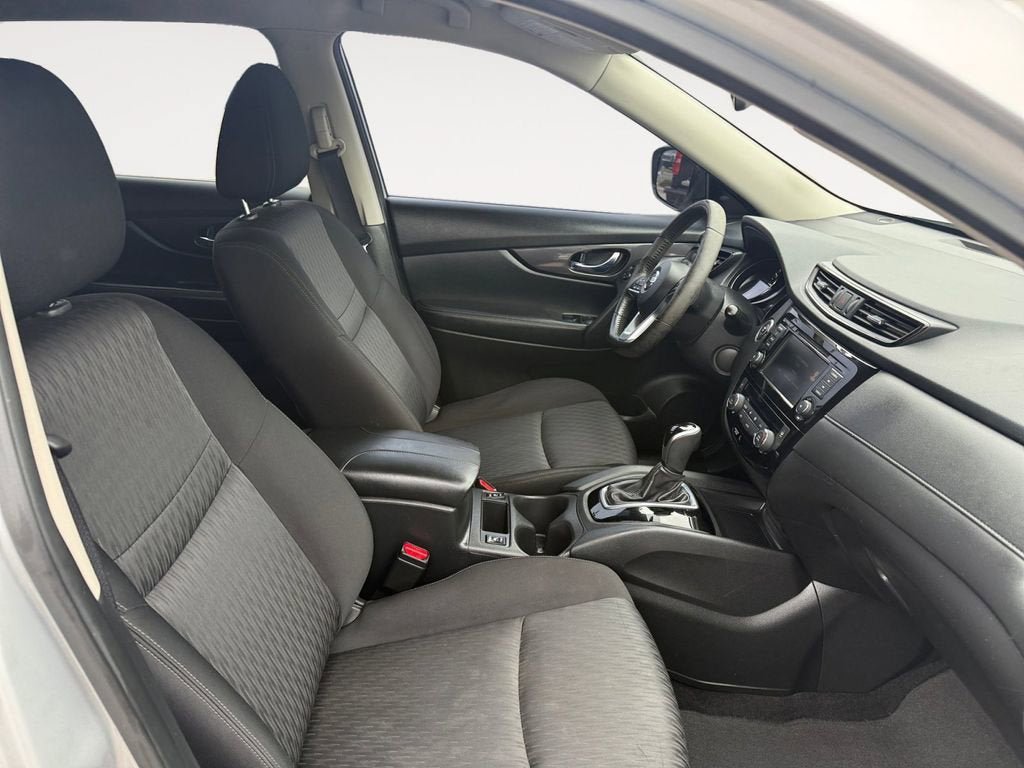 Used 2020 Nissan Rogue SV AWD/4WD image 15