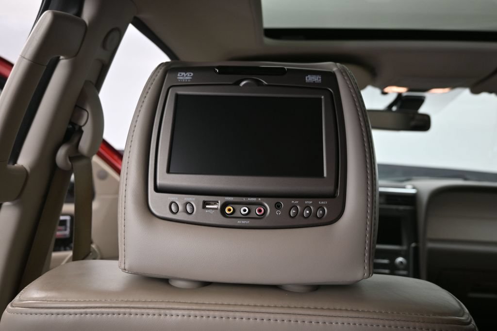 Used 2017 Lincoln Navigator Select AWD/4WD image 28