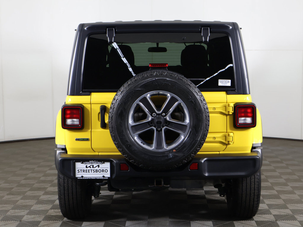 Used 2021 Jeep Wrangler Unlimited Sahara w/ Dual Top Group AWD/4WD image 9