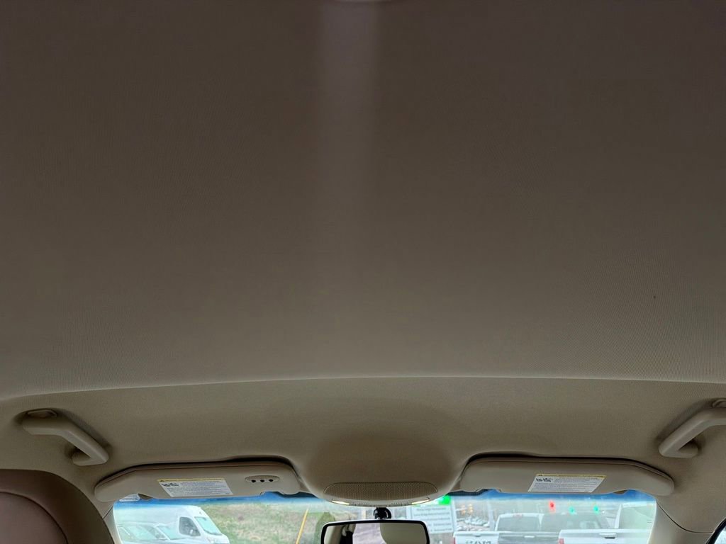 Used 2018 Ford Edge SEL w/ Equipment Group 201A image 21