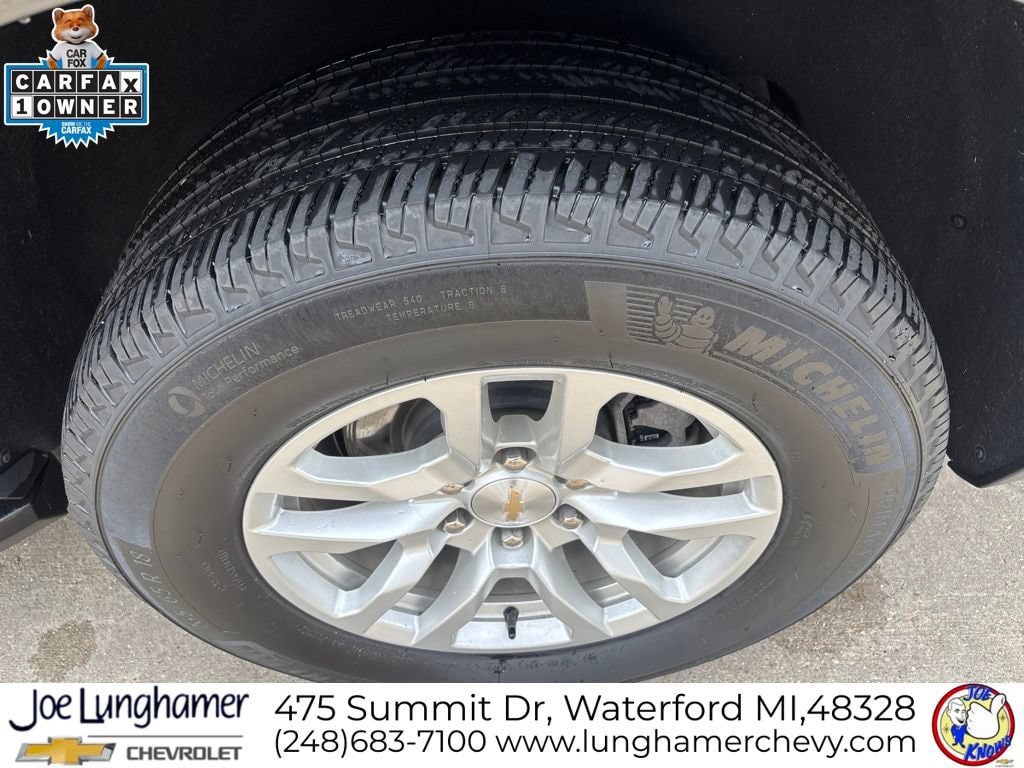 Used 2024 Chevrolet Tahoe LT w/ Luxury Package AWD/4WD image 12
