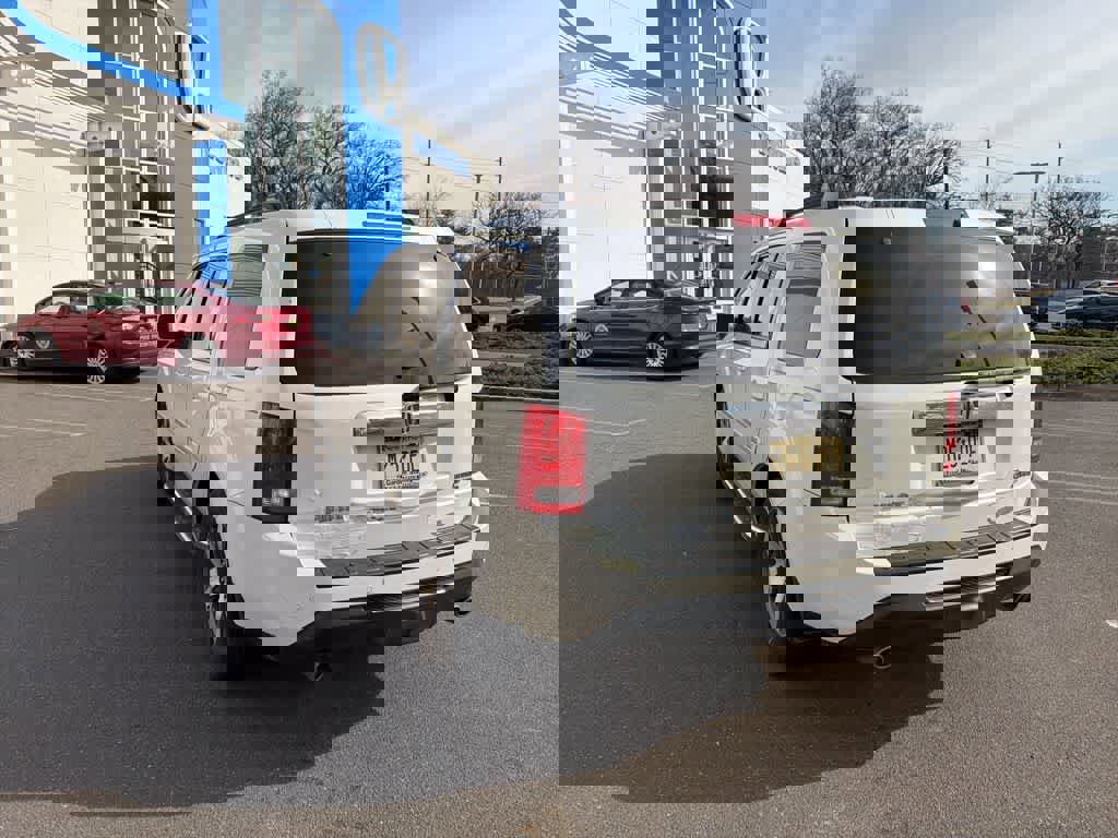 Used 2015 Honda Pilot Touring image 10