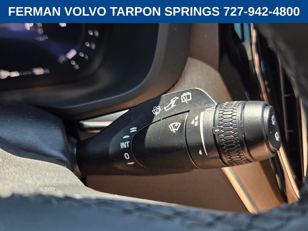 New 2026 Volvo XC60 B5 Plus w/ Protection Package Premier AWD/4WD image 31