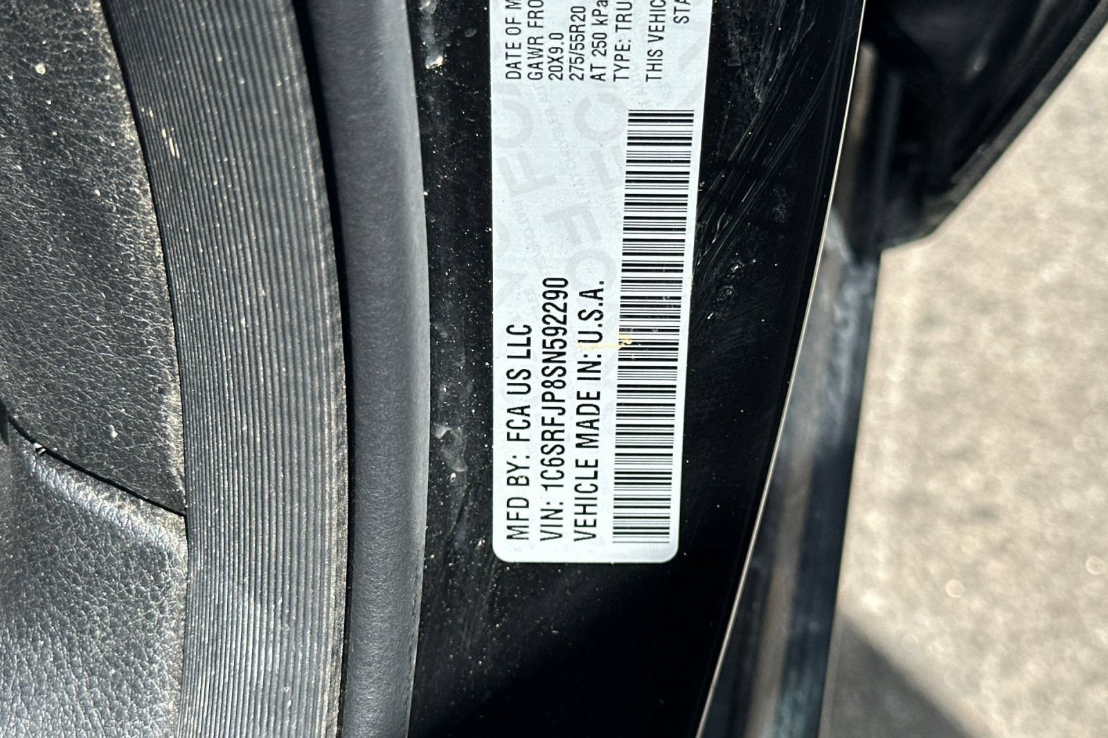 Used 2025 RAM 1500 Laramie AWD/4WD image 12
