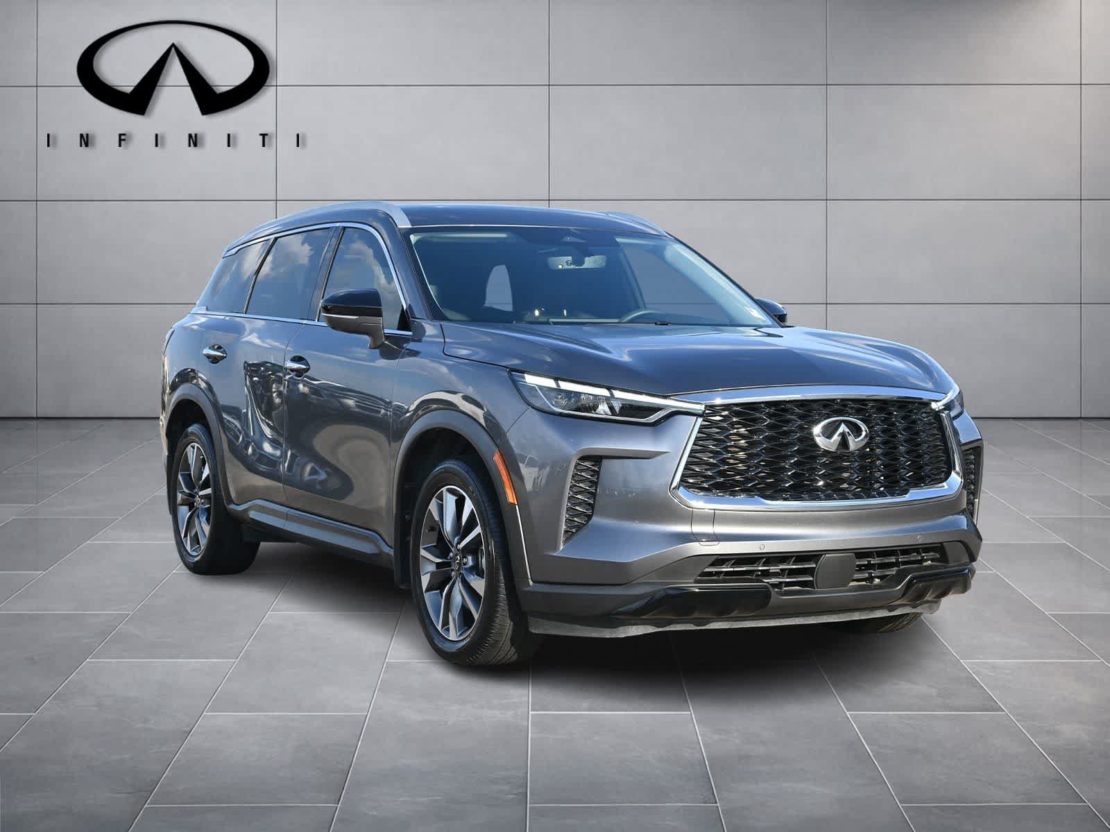 Certified 2023 INFINITI QX60 Luxe w/ Cargo Package AWD/4WD image 3