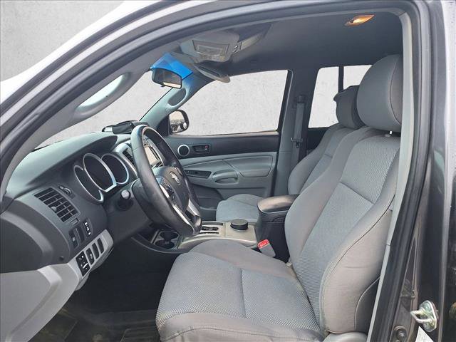 Used 2014 Toyota Tacoma PreRunner w/ TRD Sport Package image 9