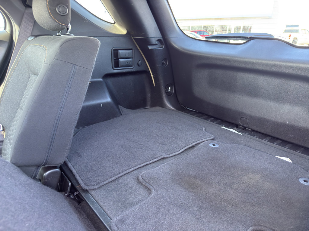 Used 2018 Chevrolet Equinox LT image 34