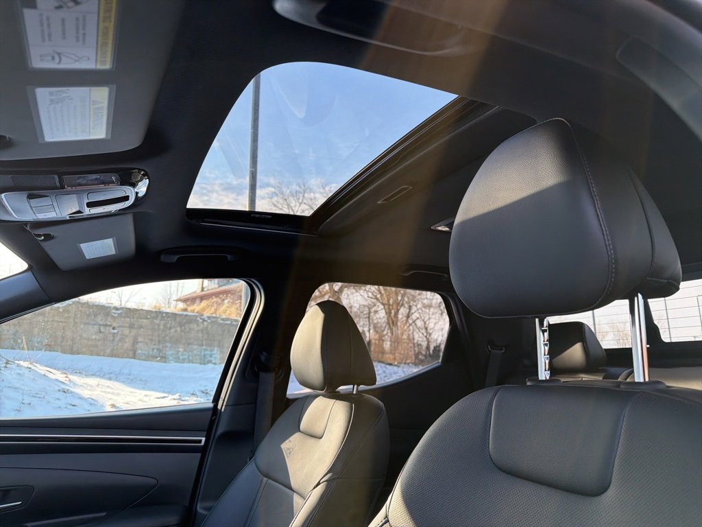 Certified 2024 Hyundai Santa Cruz Night image 17