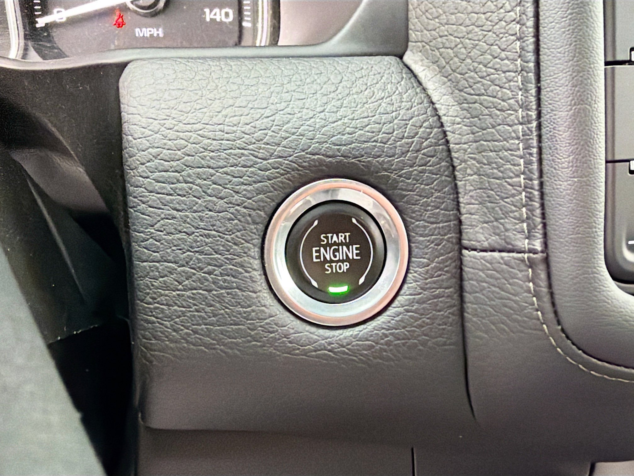 Used 2021 GMC Yukon Denali AWD/4WD image 10