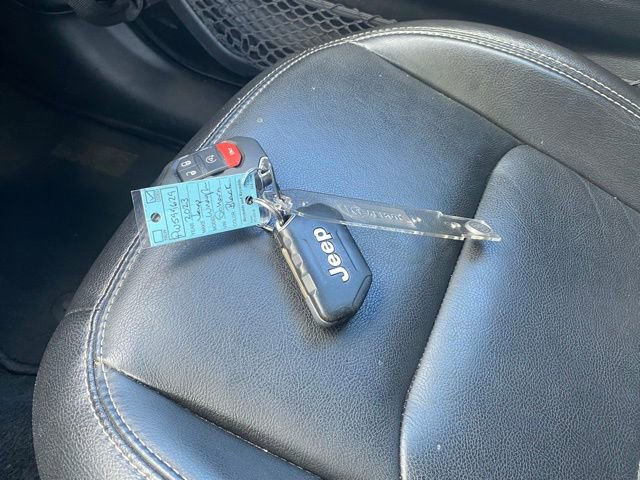 Used 2023 Jeep Wrangler Unlimited Sahara w/ Cold Weather Group image 29