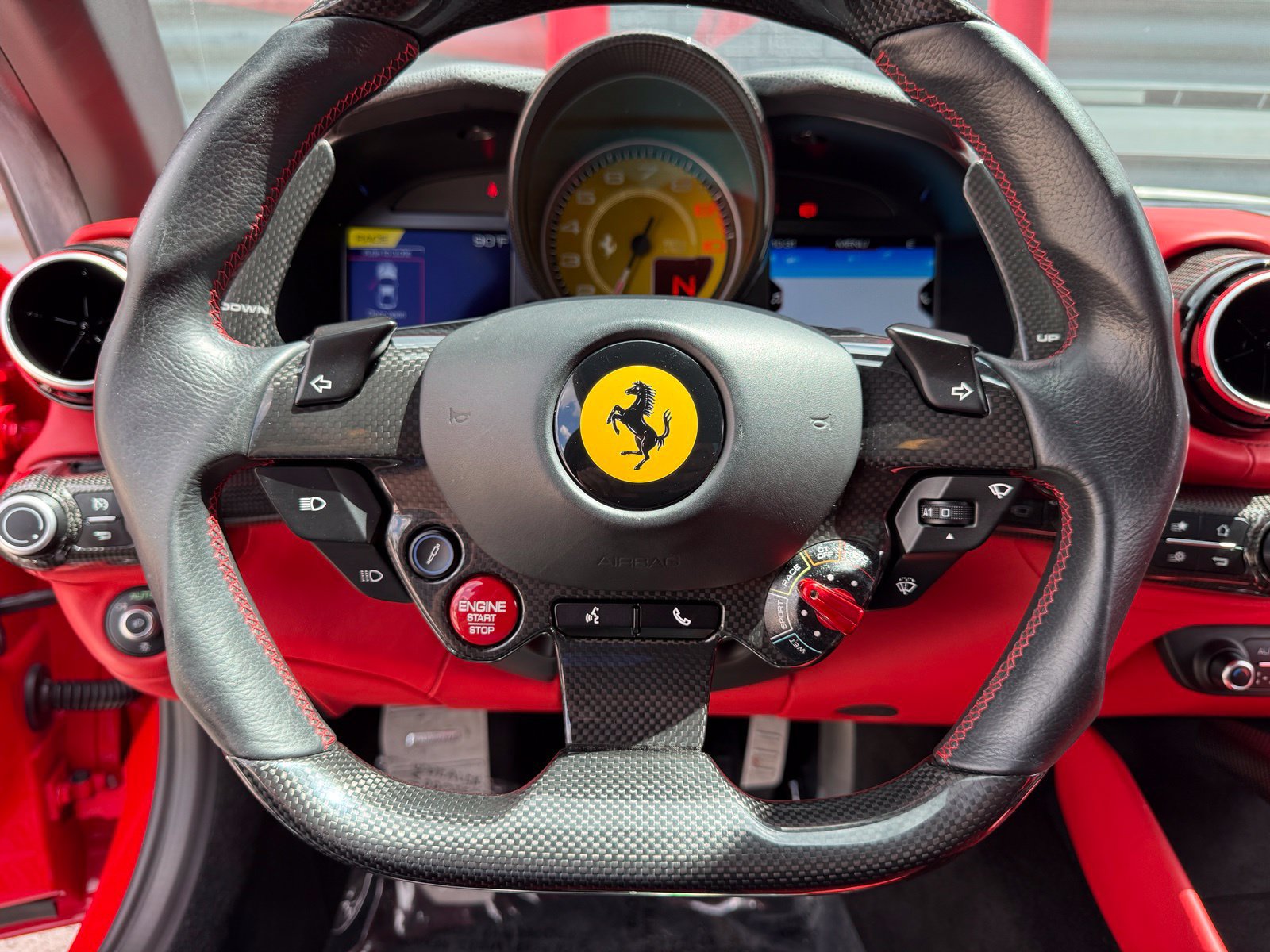Used 2020 Ferrari 812 Superfast RWD image 64