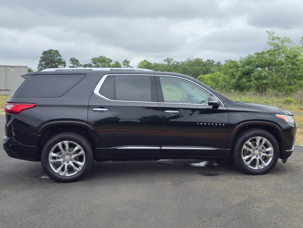 Used 2021 Chevrolet Traverse High Country w/ LPO, Floor Liner Package AWD/4WD image 9
