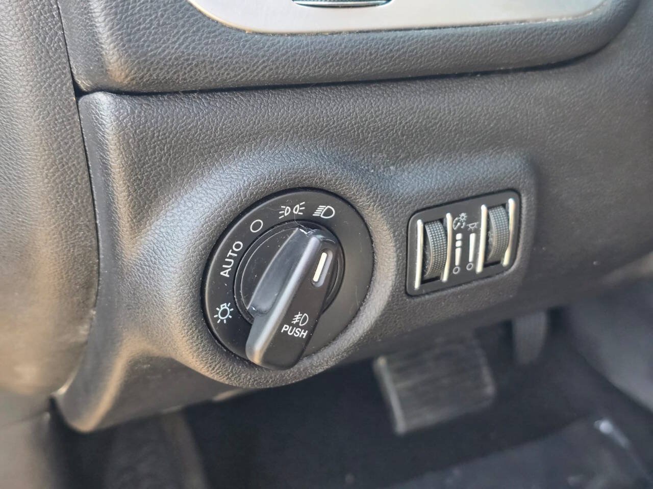 Used 2013 Dodge Dart Rallye FWD image 34