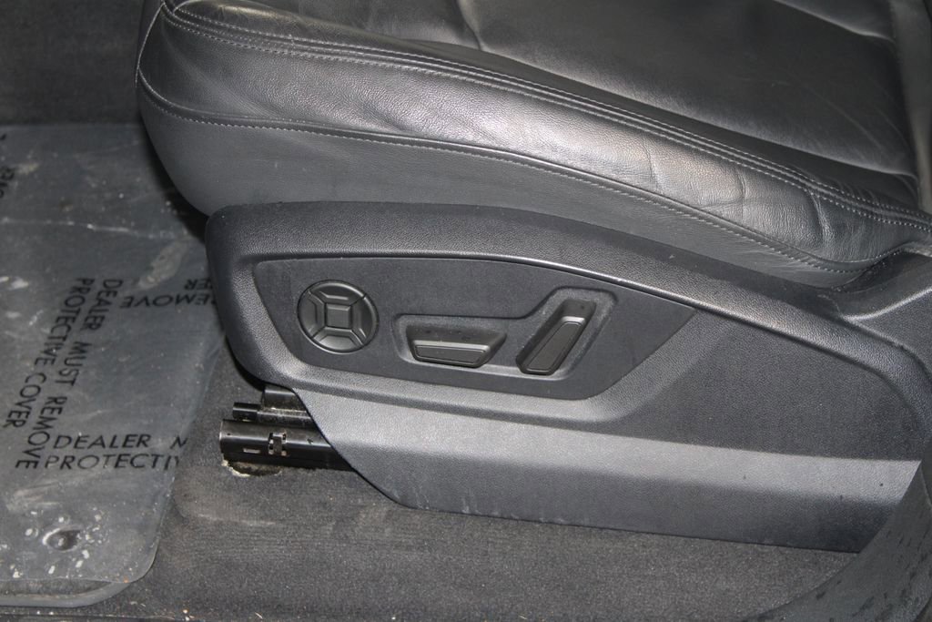 Used 2023 Audi Q7 3.0T Premium Plus image 16