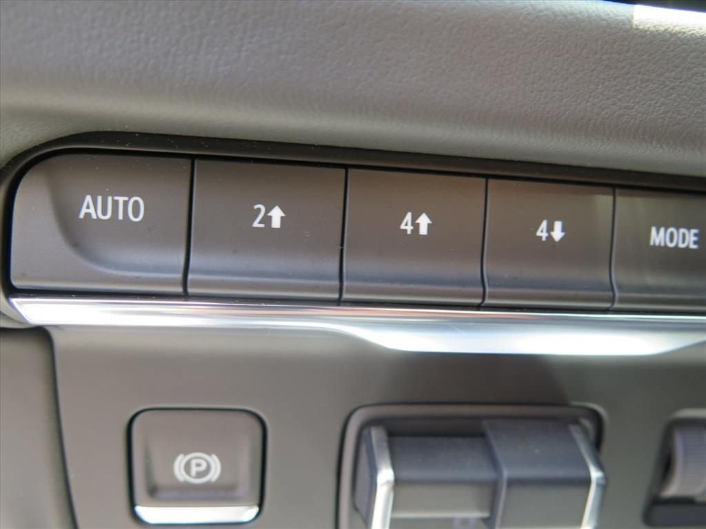 Certified 2025 Cadillac Escalade Sport Platinum w/ LPO, ONYX Package AWD/4WD image 14