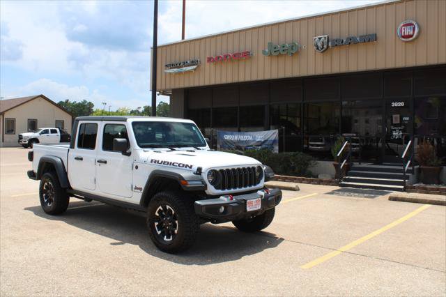 Certified 2026 Jeep Gladiator Rubicon AWD/4WD image 4
