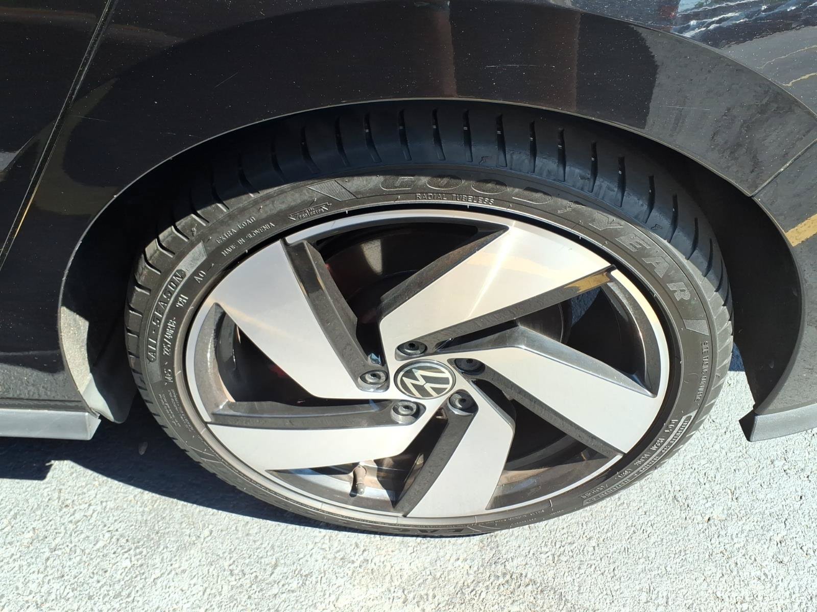 Used 2022 Volkswagen GTI S FWD image 8